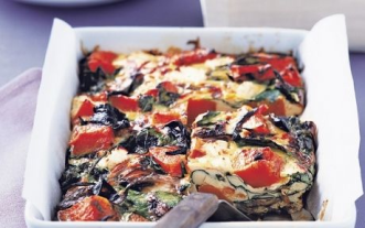 kolokitha me feta kai ndomata