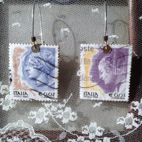 Αγορά: Σκουλαρίκια και σέτ δαχτυλίδια με συλλεκτικά ιταλικά γραμματόσημα/ Purchace: Ear-rings and rings with italian&nbsp;stamps