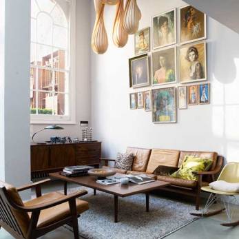 midcentury liv room symmetrical