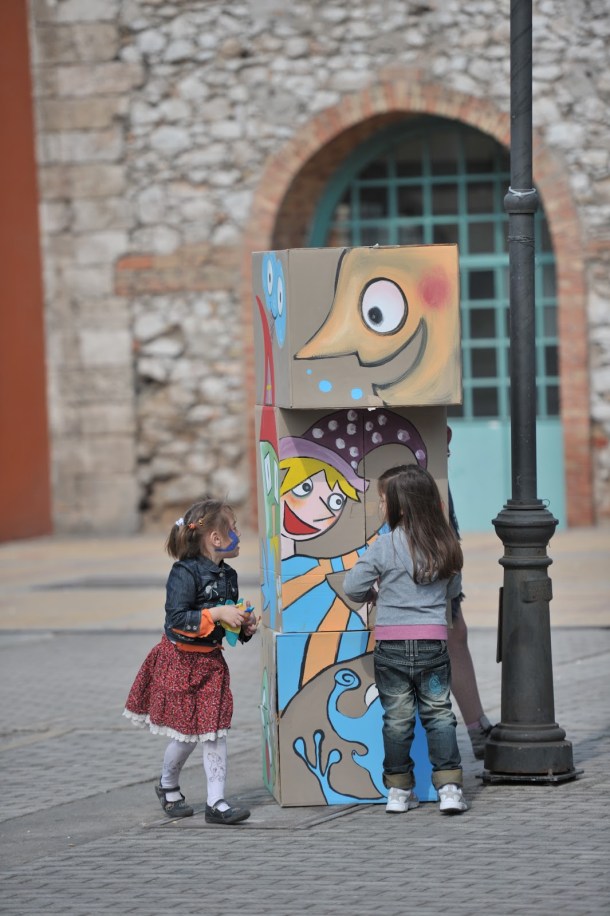 PagkosmiaHmeraKouklotheatrou2012 (5)