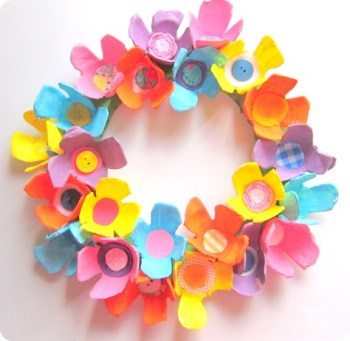 egg-carton-wreath-craft-for-kids