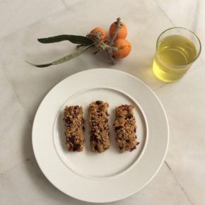 Συνταγή: Εύκολες μπάρες δημητριακών για μετά την άσκηση!/ A cool recipe for energy cereal&nbsp;bar